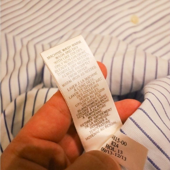 Banana  Republic stripped blue button down no iron - Picture 5 of 5